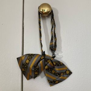 Womens’ Bow tie, floppy bow tie